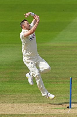 Ollie Robinson England bowls v India Lord's Test Match 2021