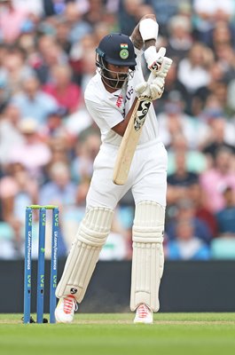 KL Rahul India defends v England Oval Test Match 2021
