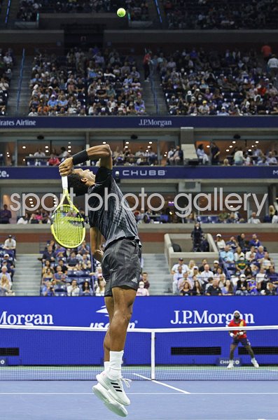 Felix Auger-Aliassime Canada serves Last 16 US Open 2021