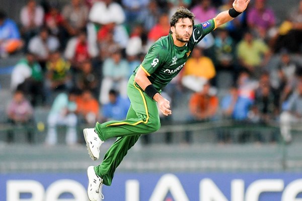 Shahid Afridi Pakistan bowls World T20 2012 