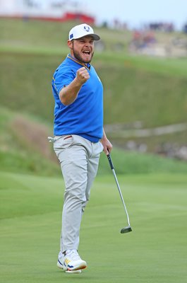 Tyrrell Hatton Europe celebrates Day 1 Foursomes 18th Green Ryder Cup 2020
