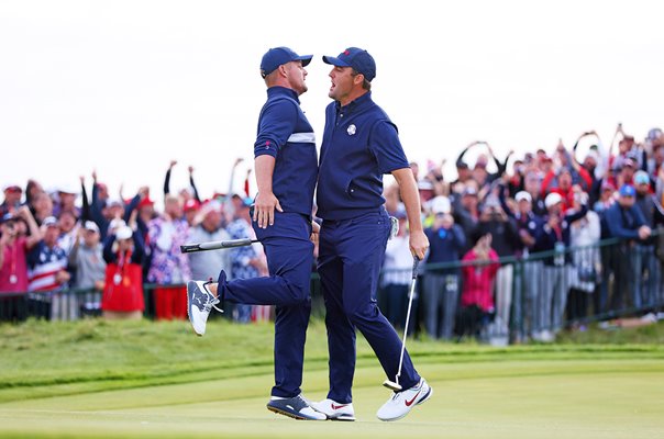 Bryson DeChambeau & Scottie Scheffler Fourball celebration Ryder Cup 2020