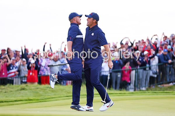 Bryson DeChambeau & Scottie Scheffler Fourball celebration Ryder Cup 2020