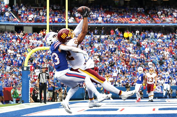 Logan Thomas Washington Football v Micah Hyde Buffalo Bills 2021