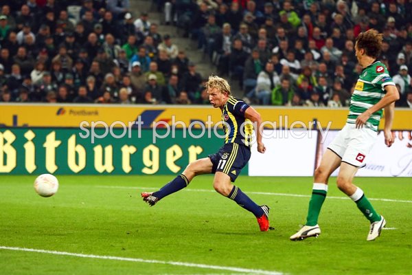 Dirk Kuyt Borussia v Fenerbahce SK 2012
