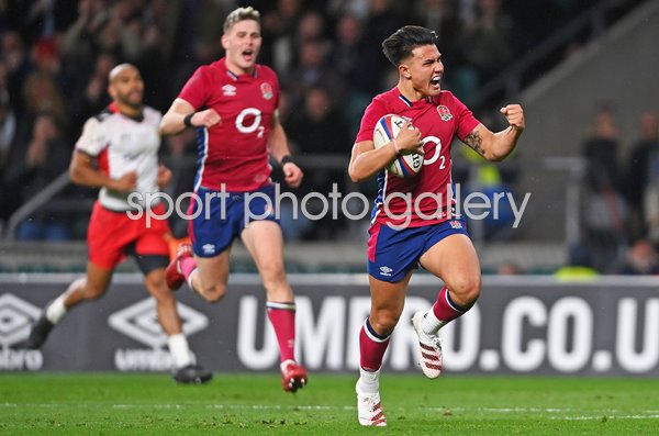 Marcus Smith England scores v Tonga Twickenham 2021