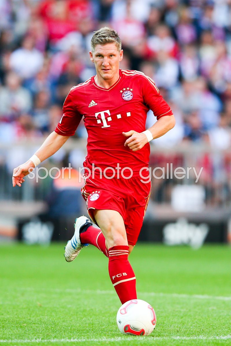 Schweinsteiger hotsell bayern jersey