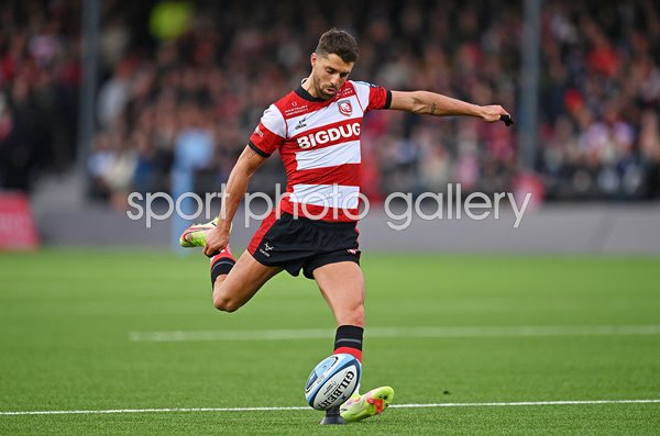 Adam Hastings Gloucester v Harlequins Kingsholm Premiership 2022