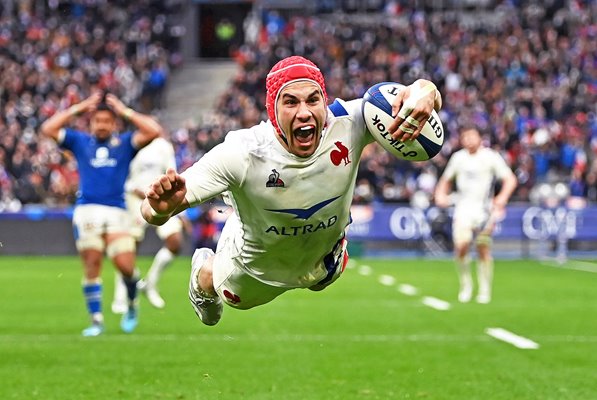 Gabin Villiere France scores v Italy Paris Six Nations 2022