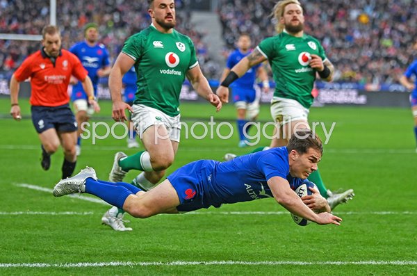  Antoine Dupont France scores v Ireland Paris Six Nations 2022