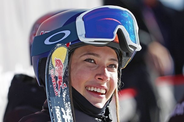 Eileen Gu China wins Women's Freeski Halfpipe California 2022