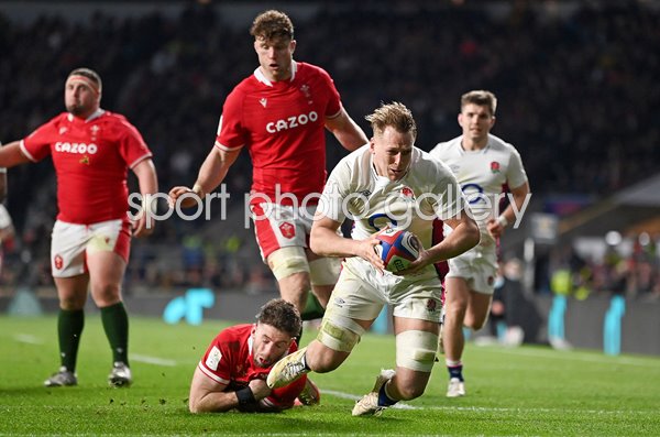 Alex Dombrandt England scores v Wales Six Nations 2022