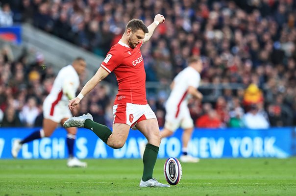 Dan Biggar Wales captain v England Twickenham Six Nations 2022