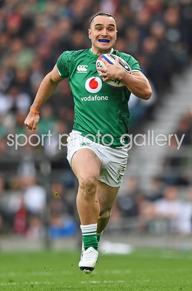 James Lowe Ireland scores v England Twickenham 6 Nations 2022