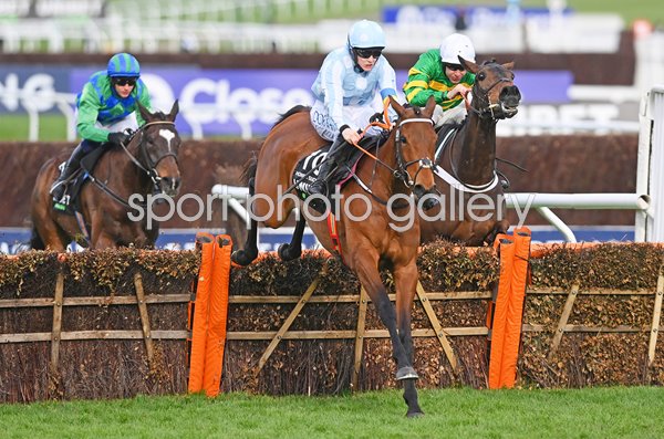 Rachael Blackmore & Honeysuckle win Champion Hurdle Cheltenham 2022 