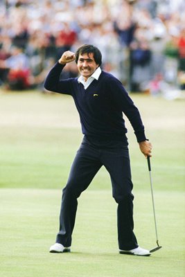 Seve Ballesteros Spain celebrates Winning Birdie 18th Green The Open 1984