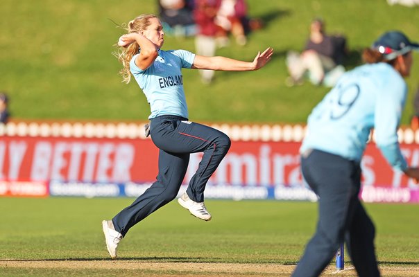 Freya Davies England v Bangladesh Cricket World Cup 2022
