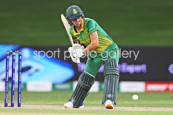 Marizanne Kapp South Africa v England Cricket World Cup 2022