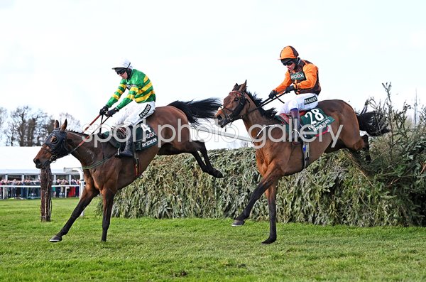 Noble Yeats & Any Second Now clear last fence Grand National 2022