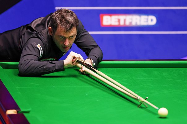 Ronnie O'Sullivan England Rest Shot World Snooker Crucible 2022