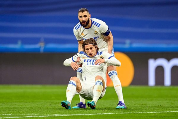 Karim Benzema & Luka Modric Real Madrid v PSG Champions League 2022