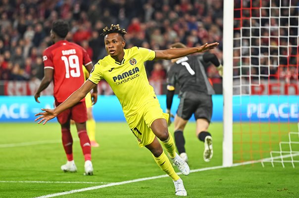 Samu Chukwueze Villareal celebrates v Bayern Quarter Final Champions League 2022