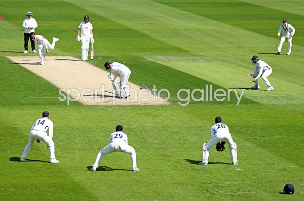 Shaheen Afridi Middlesex bowls Aaron Beard Sussex County Championship 2022