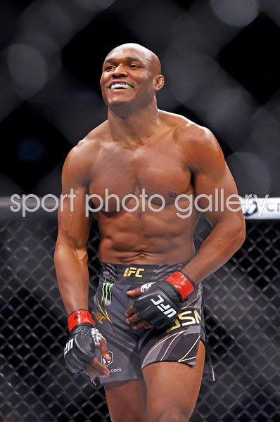 Kamaru Usman fights Colby Covington UFC 268 New York 2021