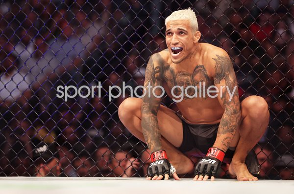 Charles Oliveira Brazil v Justin Gaethje Phoenix UFC 274