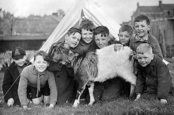 Camping in Barry Island Wales 1936