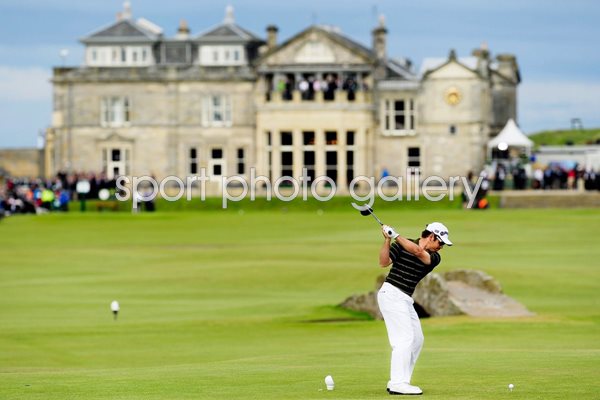 Louis Oosthuizen tees of on 18 - Final Round