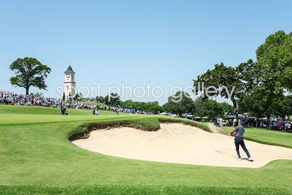 Tiger Woods bunker 5th Hole Southern Hills CC USPGA 2022