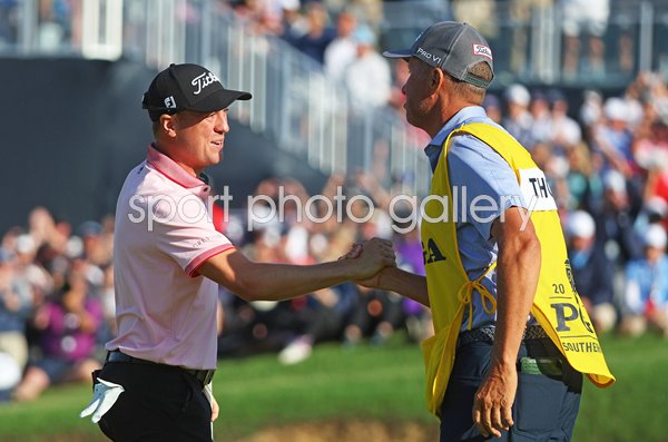Justin Thomas & caddie Jim 