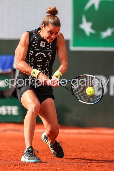 Maria Sakkari Greece backhand French Open Paris 2022