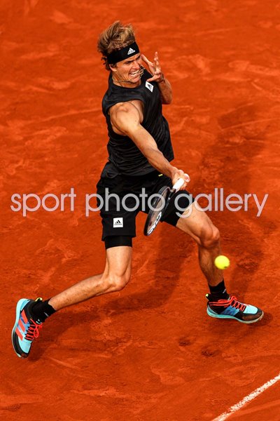 Alexander Zverev Germany forehand French Open Paris 2022