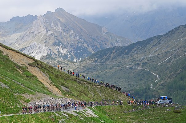 Peloton climb Passo Crocedomini Stage 16 Giro d'Italia 2022 