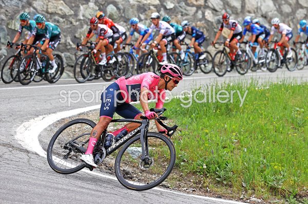 Richard Carapaz Ecuador descends Stage 15 Giro d'Italia 2022  