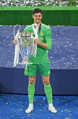 Thibaut Courtois Real Madrid Champions League Trophy 2022