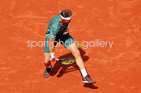 Casper Ruud Norway trick shot v Hubert Hurkacz French Open 2022