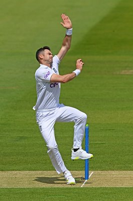 James Anderson England bowls v New Zealand Lord's Test Match 2022