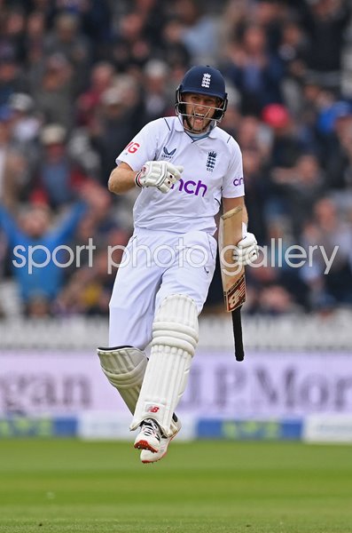 Joe Root England celebrates win v New Zealand Lord's Test 2022
