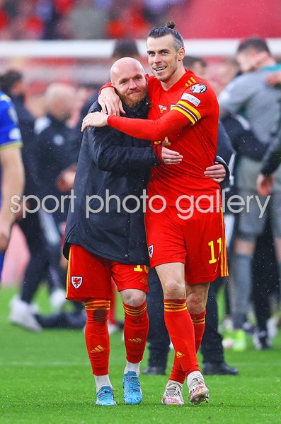 Gareth Bale celebrates with Jonny Williams Wales v Ukraine Cardiff 2022