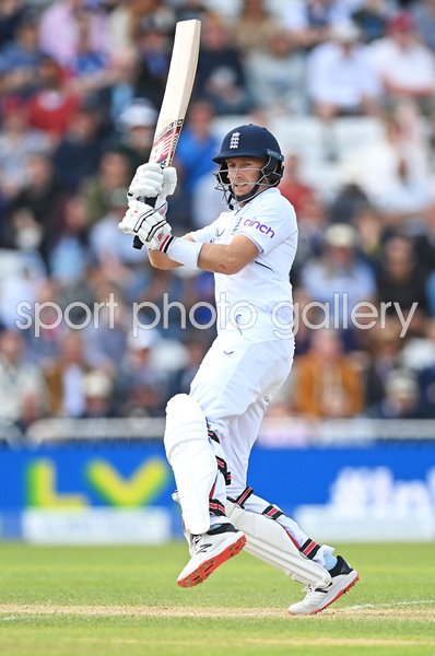Joe Root England attacks v New Zealand Trent Bridge Test 2022