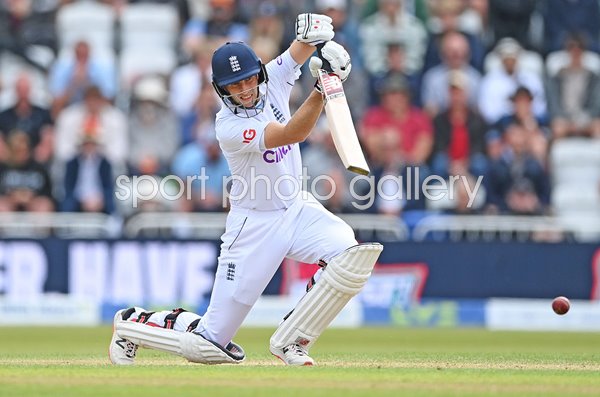 Joe Root England drives v New Zealand Trent Bridge Nottingham 2022