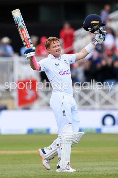 Ollie Pope England celebrates v New Zealand Trent Bridge Test 2022