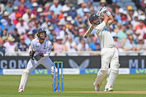 Daryl Mitchell New Zealand six v England Trent Bridge Test 2022