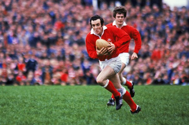 Phil Bennett Llanelli v New Zealand Welsh Centenary Celebrations 1980