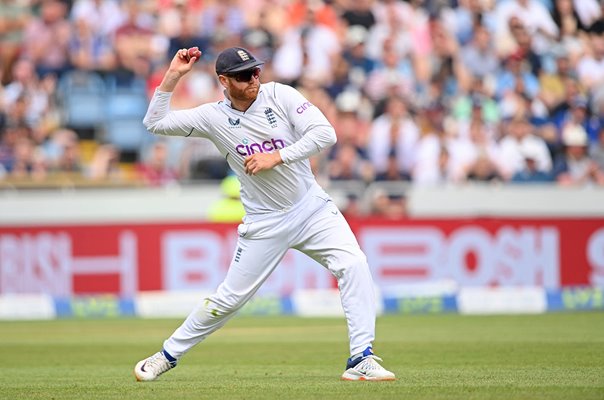 Jonathan Bairstow England fielding v New Zealand Headingley 2022