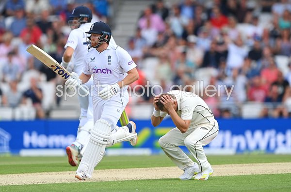 Jonathan Bairstow England frustrates Neil Wagner New Zealand Headingley 2022