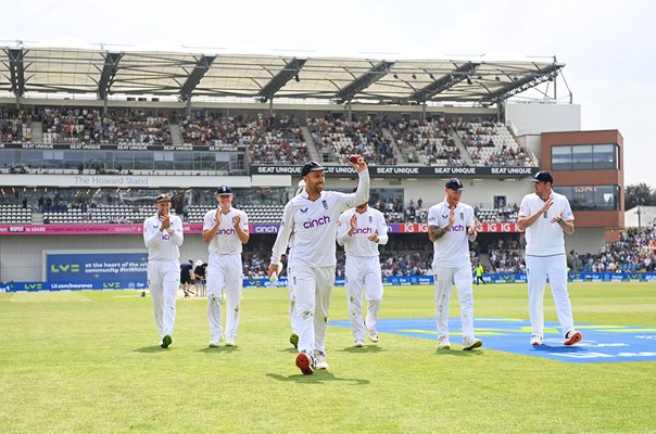 Jack Leach England 5 wickets v New Zealand Headingley Test 2022